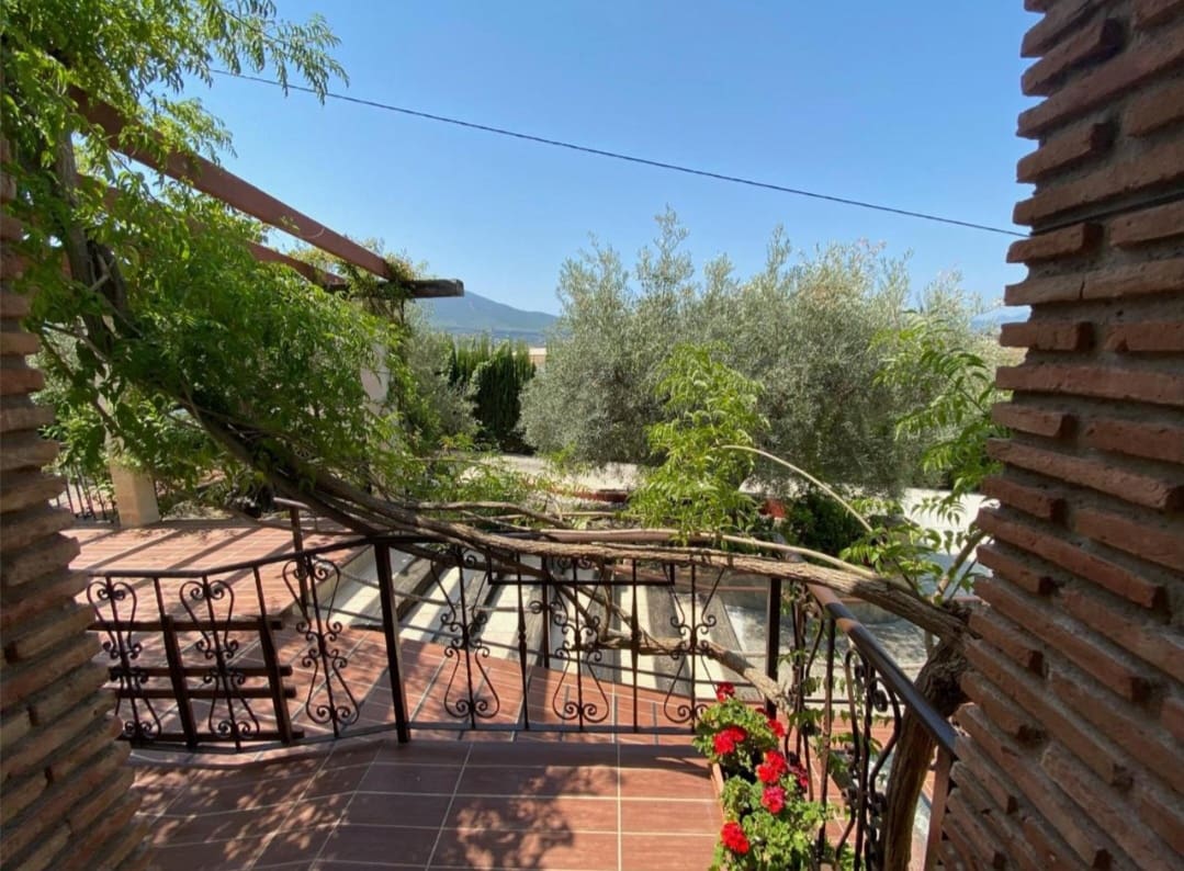 5 bedroom Villa for sale in Alhaurin el Grande with pool garage - € 669,500 (Ref: 9434887)