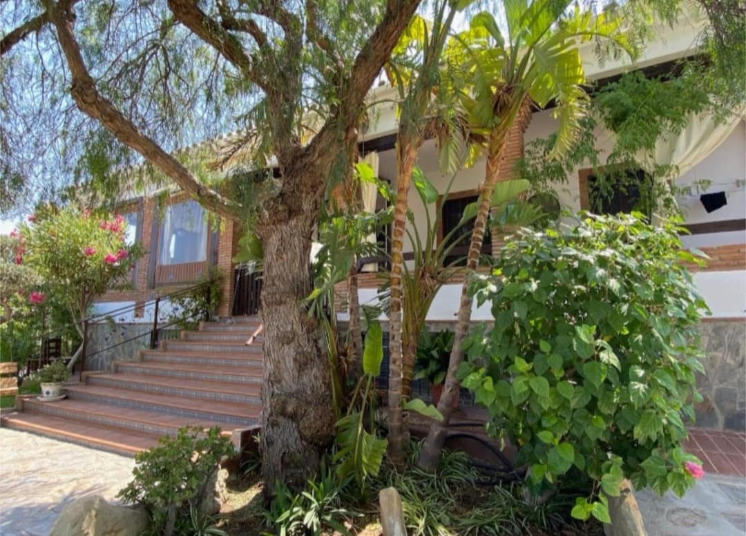 5 bedroom Villa for sale in Alhaurin el Grande with pool garage - € 669,500 (Ref: 9434887)