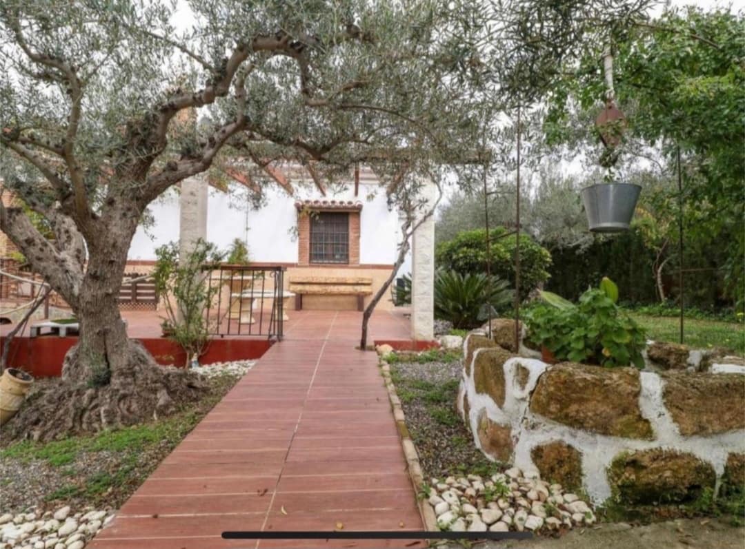 5 bedroom Villa for sale in Alhaurin el Grande with pool garage - € 669,500 (Ref: 9434887)