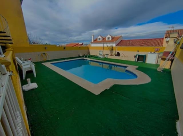 5 soveværelse Semi-Rækkehus til salg i Puerto de la Torre, Málaga by med swimmingpool garage - € 599.000 (Ref: 9434889)