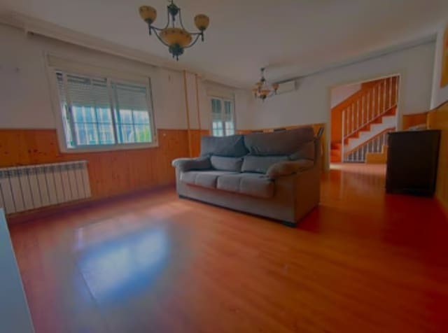 5 soveværelse Semi-Rækkehus til salg i Puerto de la Torre, Málaga by med swimmingpool garage - € 599.000 (Ref: 9434889)