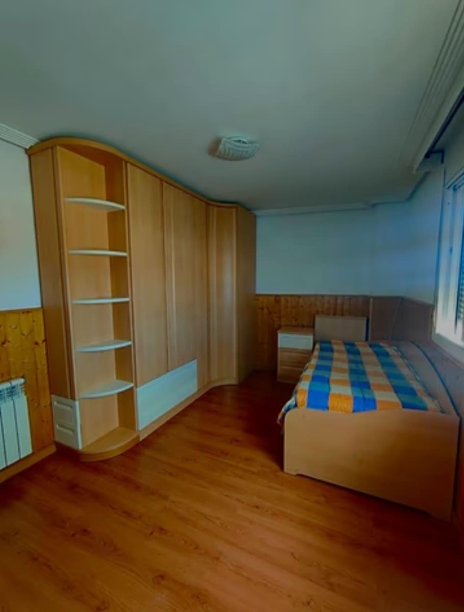 5 bedroom Semi-detached Villa for sale in Puerto de la Torre with pool garage - € 599,000 (Ref: 9434889)