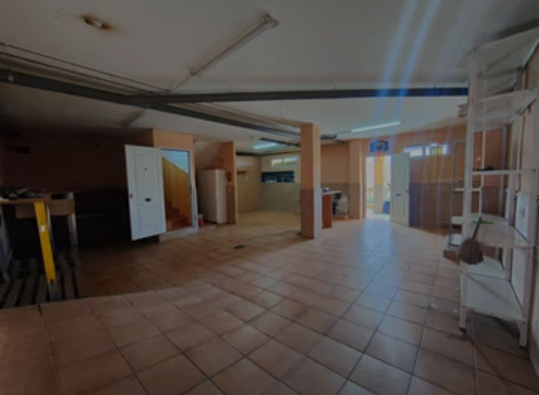 5 bedroom Semi-detached Villa for sale in Puerto de la Torre with pool garage - € 599,000 (Ref: 9434889)