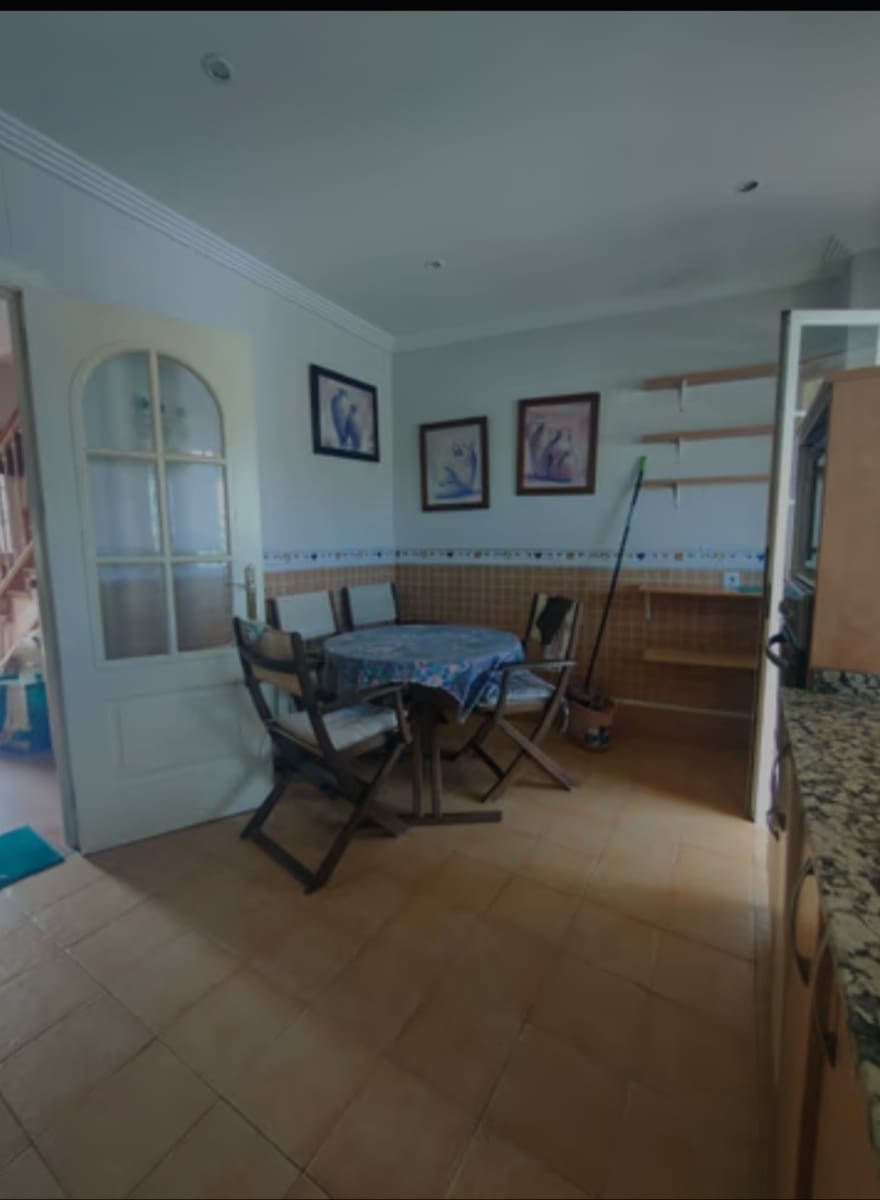 5 bedroom Semi-detached Villa for sale in Puerto de la Torre with pool garage - € 599,000 (Ref: 9434889)