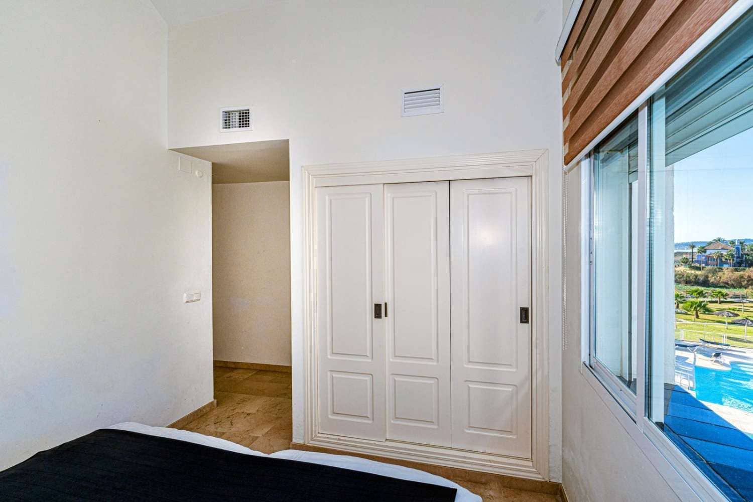 Ático de 3 habitaciones en Casares en venta con piscina - 899.000 € (Ref: 9434891)