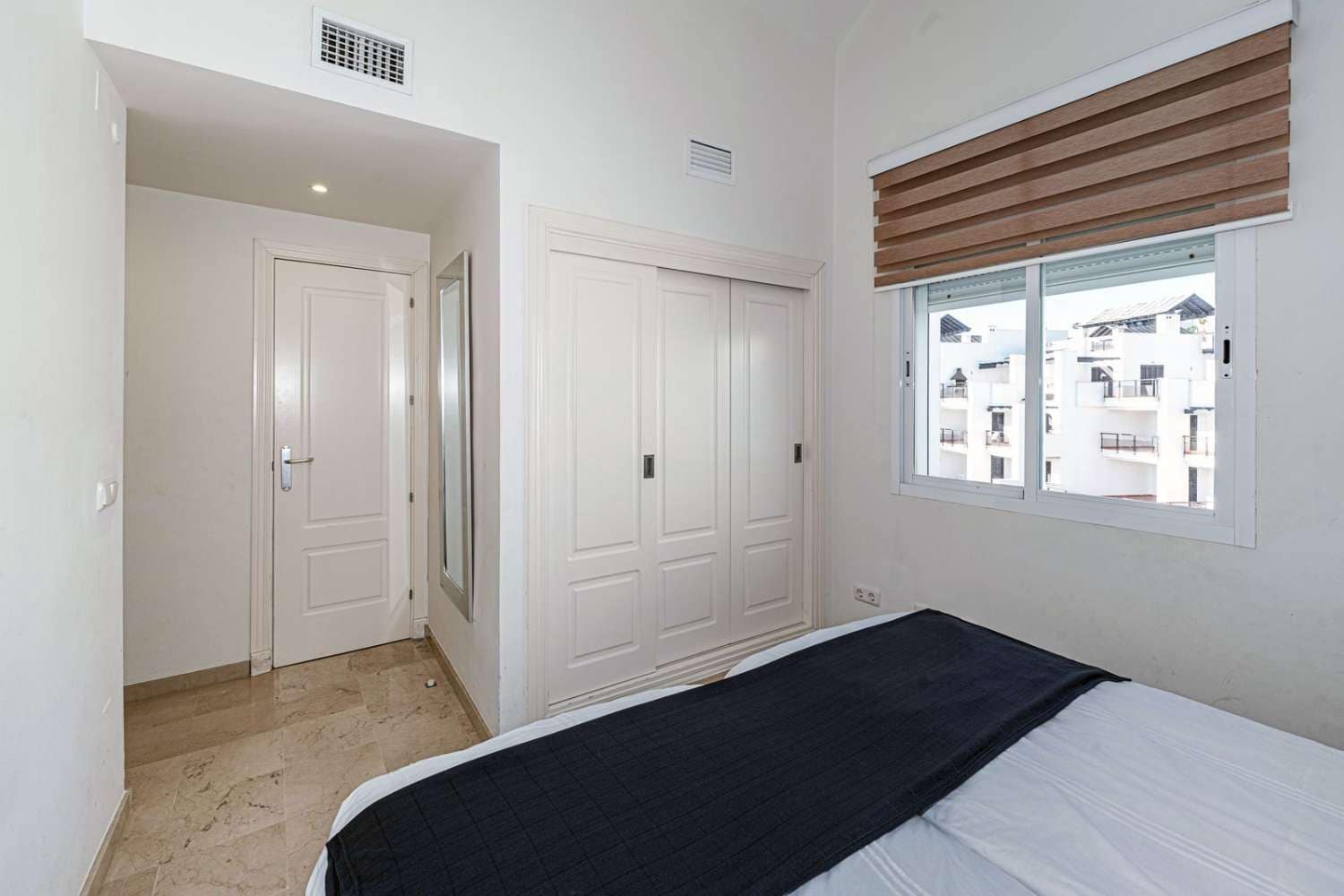 Ático de 3 habitaciones en Casares en venta con piscina - 899.000 € (Ref: 9434891)