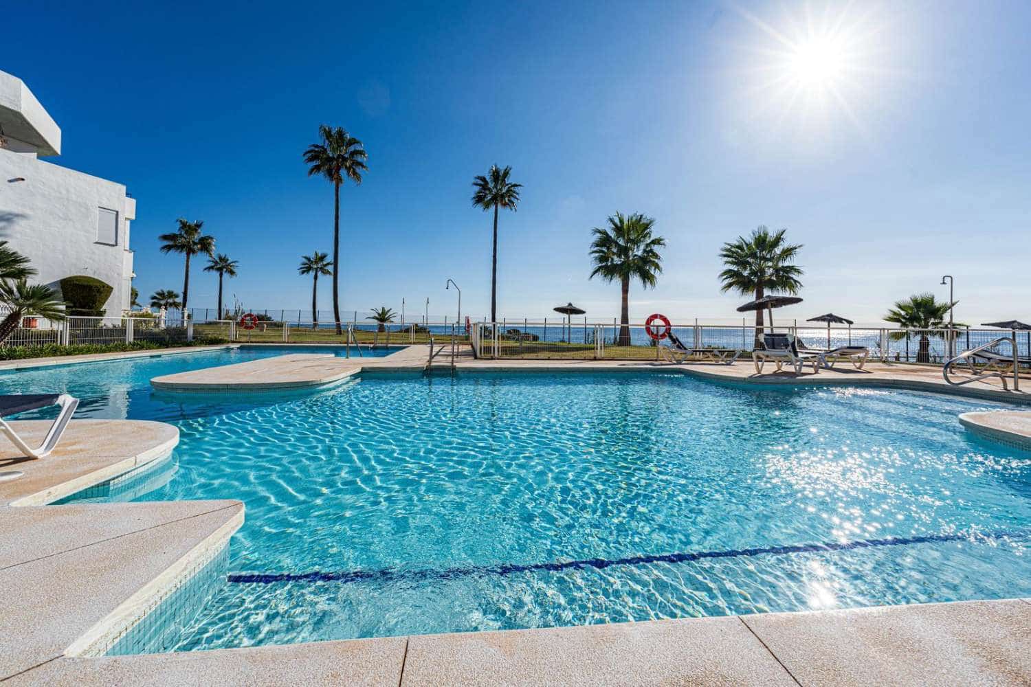 Ático de 3 habitaciones en Casares en venta con piscina - 899.000 € (Ref: 9434891)