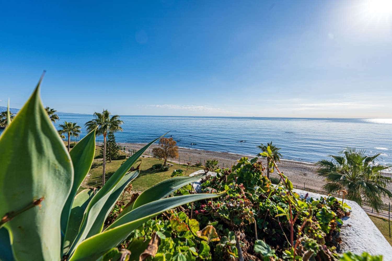 Ático de 3 habitaciones en Casares en venta con piscina - 899.000 € (Ref: 9434891)