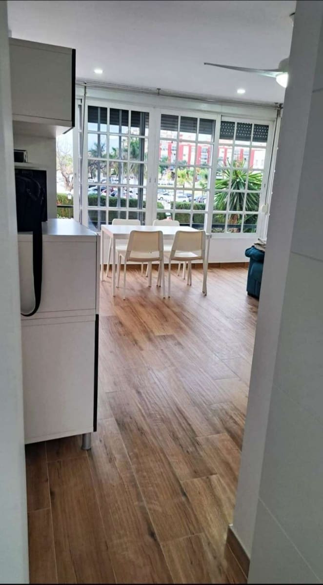 Appartement de Plage de 1 chambre de location de vacances à Torremolinos avec piscine garage - 490 € (Ref: 9434893)