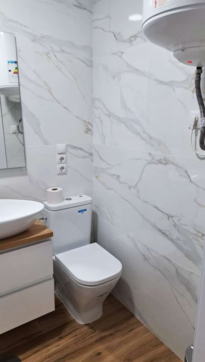 Appartement de Plage de 1 chambre de location de vacances à Torremolinos avec piscine garage - 490 € (Ref: 9434893)