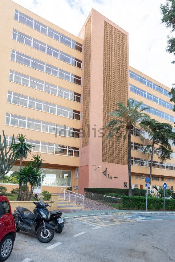 Appartement de Plage de 1 chambre de location de vacances à Torremolinos avec piscine garage - 420 € (Ref: 9434895)