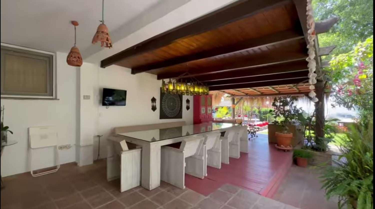 6 bedroom Villa for sale in Benalmadena with pool - € 1,495,000 (Ref: 9434897)
