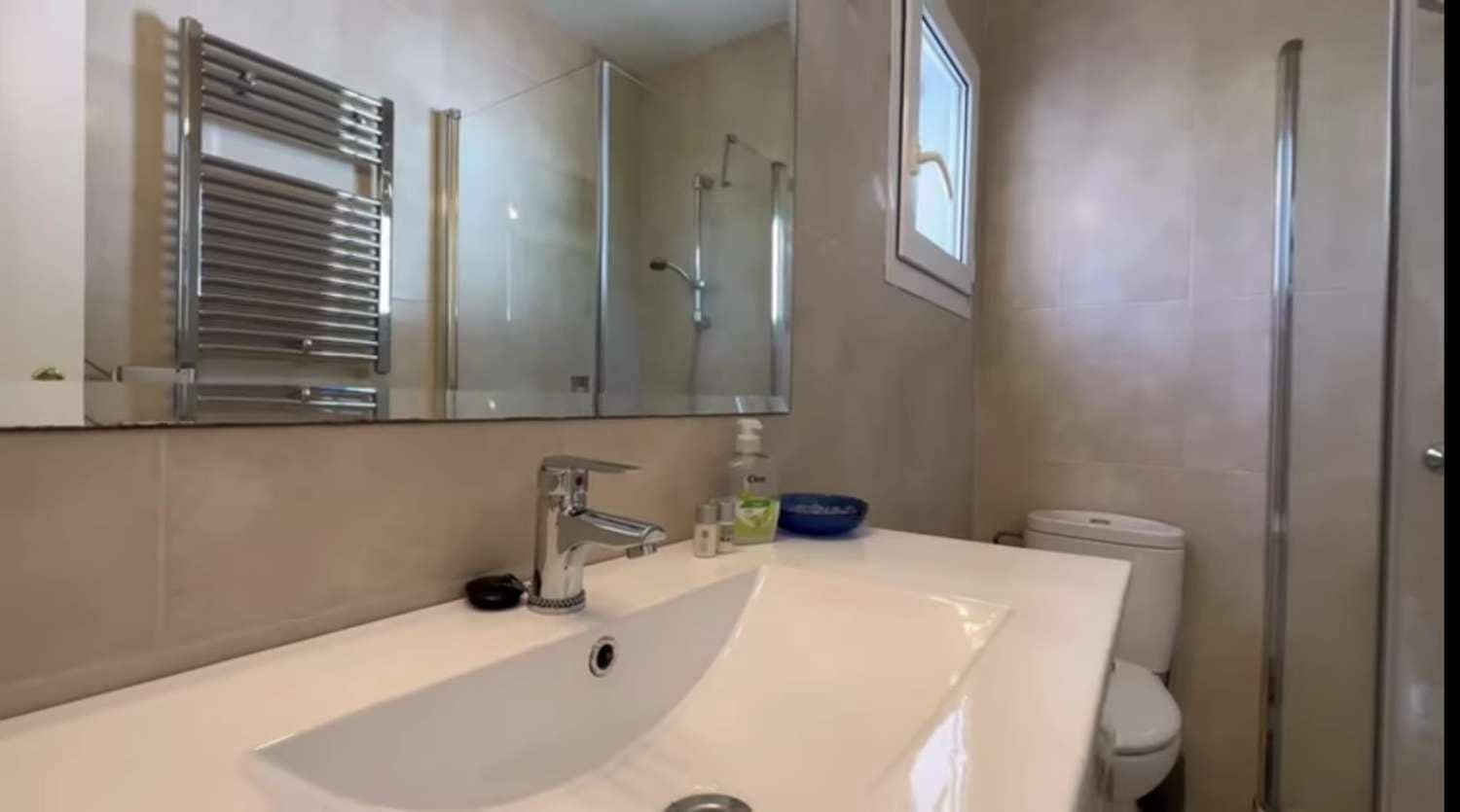 6 bedroom Villa for sale in Benalmadena with pool - € 1,495,000 (Ref: 9434897)