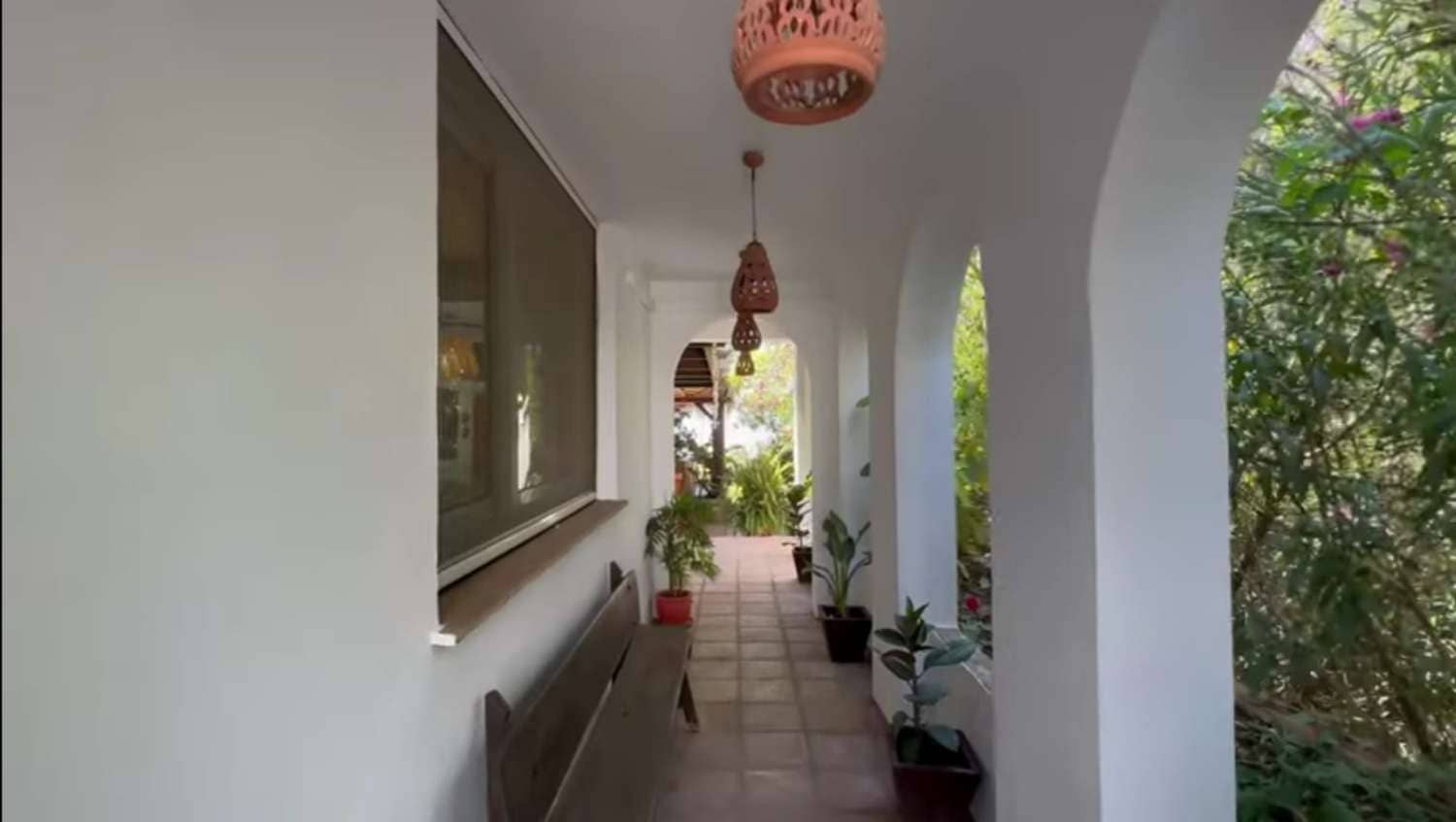 6 bedroom Villa for sale in Benalmadena with pool - € 1,495,000 (Ref: 9434897)