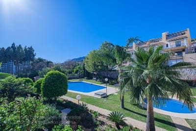 6 sovrum Radhus till salu i Marbella med pool - 490 000 € (Ref: 9434900)