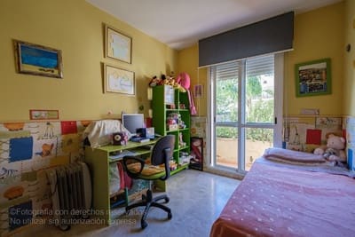 6 sovrum Radhus till salu i Marbella med pool - 490 000 € (Ref: 9434900)