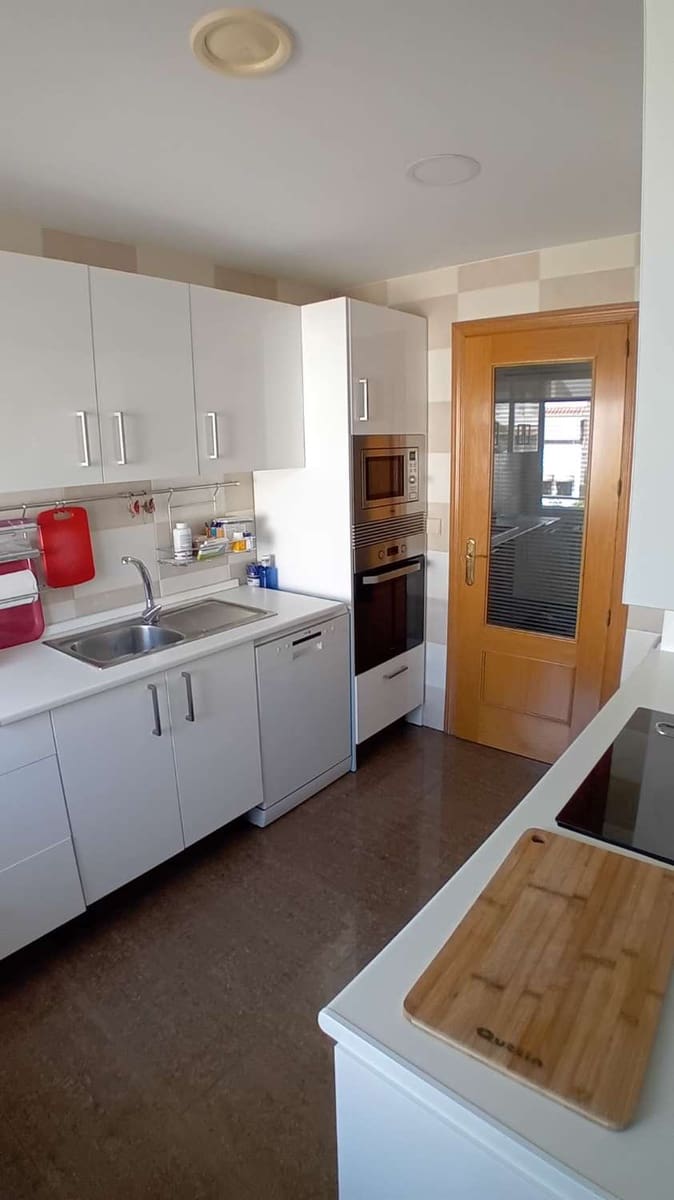 2 quarto Apartamento de Praia para venda em Torremolinos com piscina - 610 000 € (Ref: 9434905)