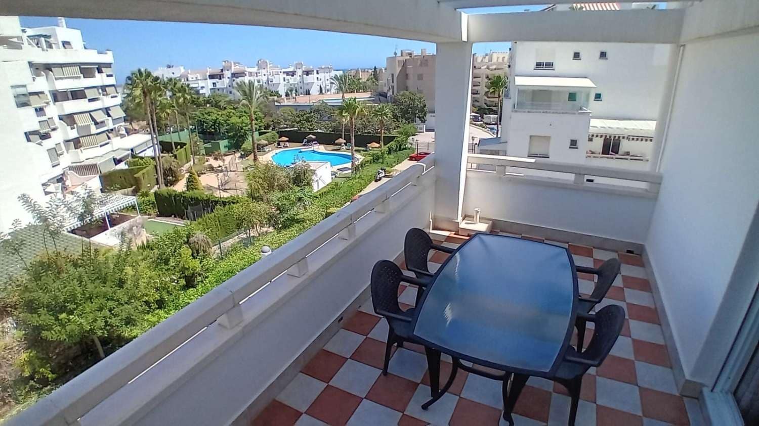 2 quarto Apartamento de Praia para venda em Torremolinos com piscina - 610 000 € (Ref: 9434905)