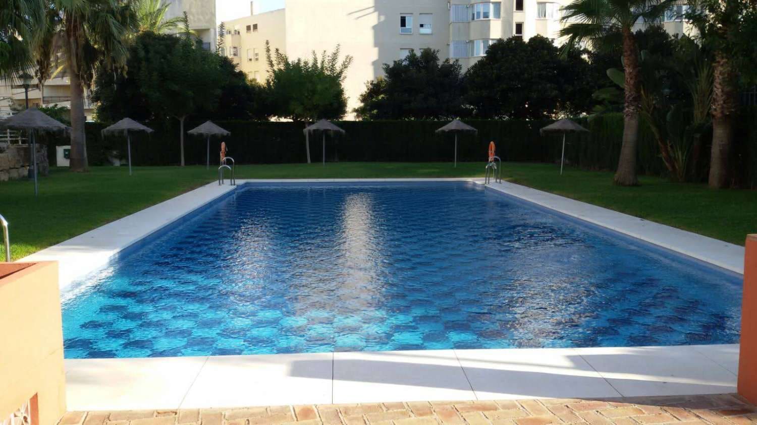 2 quarto Apartamento de Praia para venda em Torremolinos com piscina - 610 000 € (Ref: 9434905)