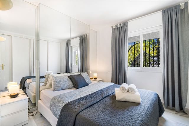 2 soveværelse Penthouse til salg i Marbella med swimmingpool - € 485.000 (Ref: 9434908)