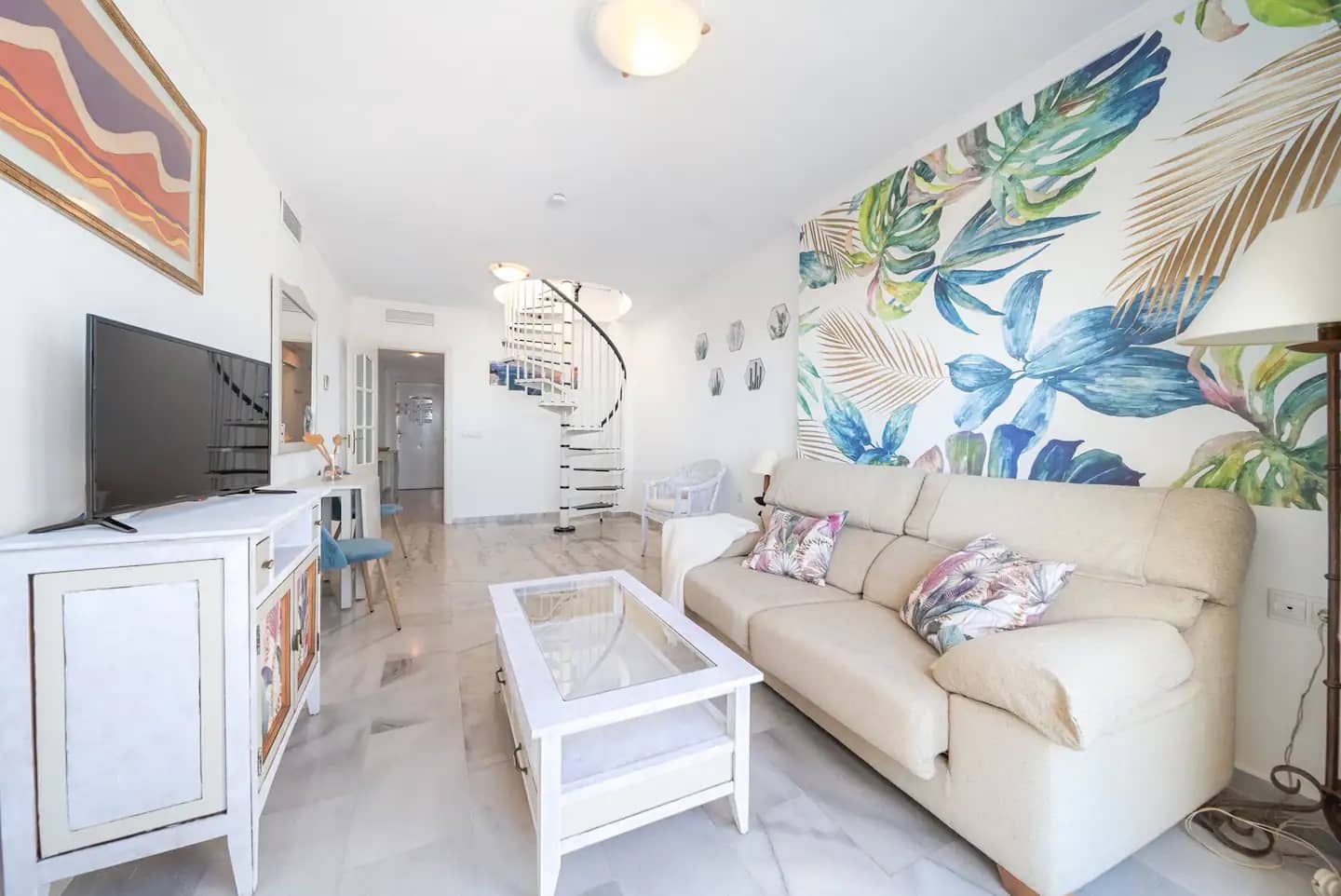 2 bedroom Beach Apartment for holiday rental in Benalmadena with pool garage - € 700 (Ref: 9434909)