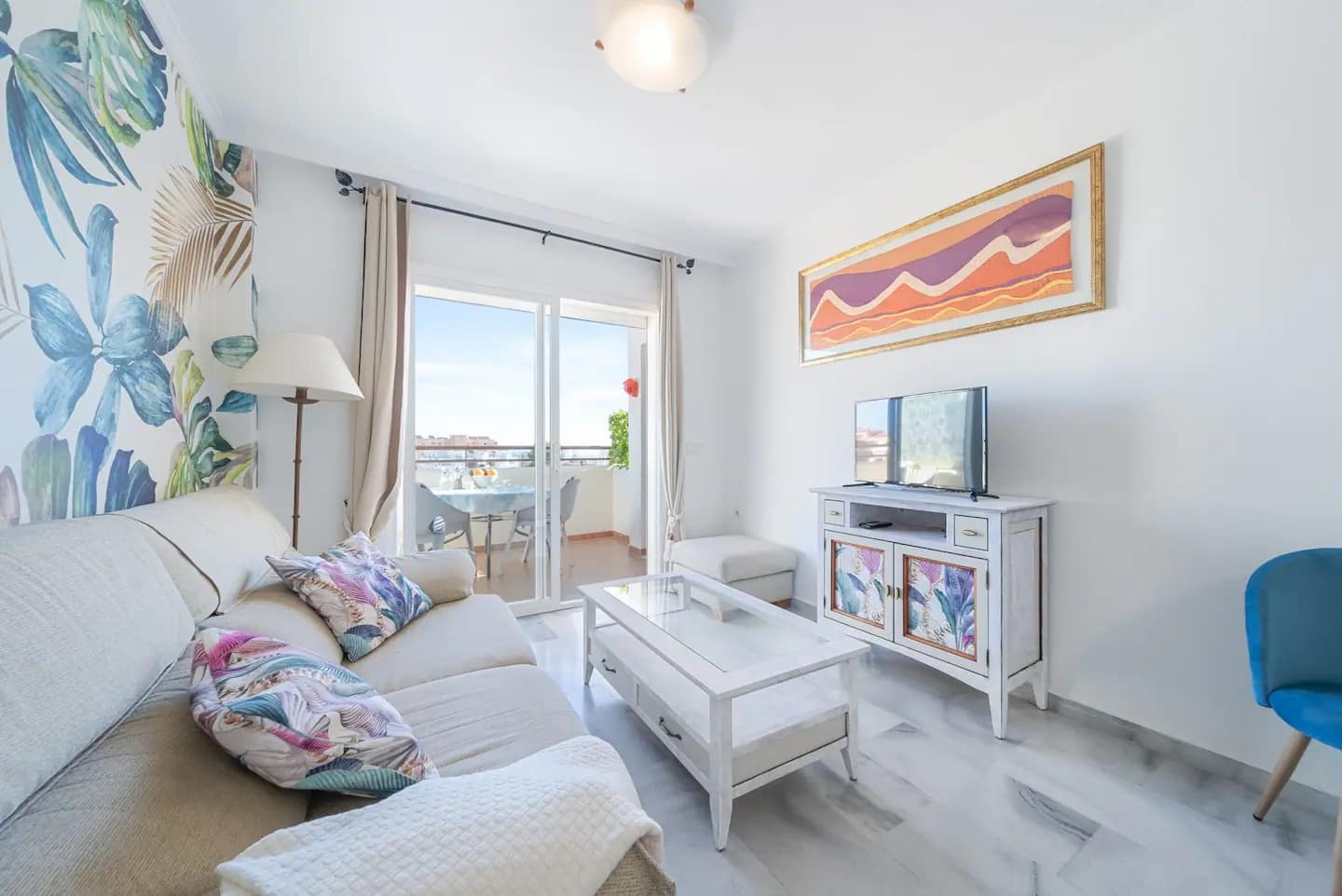 2 bedroom Beach Apartment for holiday rental in Benalmadena with pool garage - € 700 (Ref: 9434909)