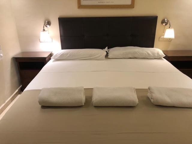 Appartement de 2 chambres de location de vacances à Torremolinos avec piscine garage - 371 € (Ref: 9434910)