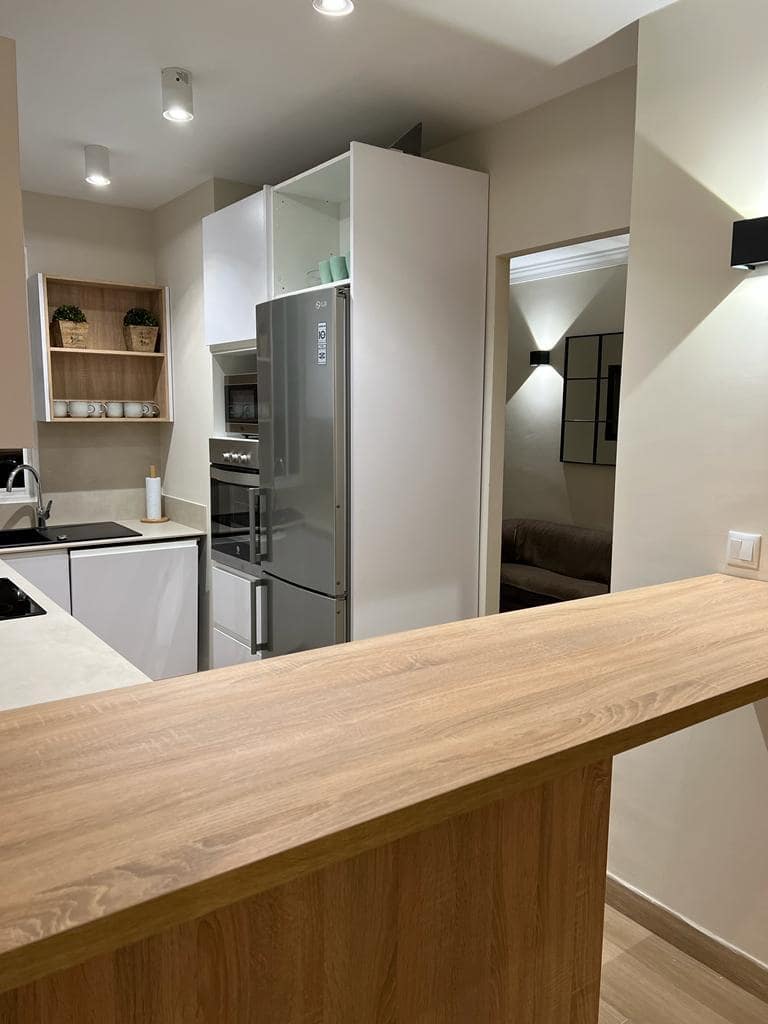 2 sypialnia Mieszkanie na kwatery wakacyjne w Torremolinos z basenem garażem - 371 € (Ref: 9434910)