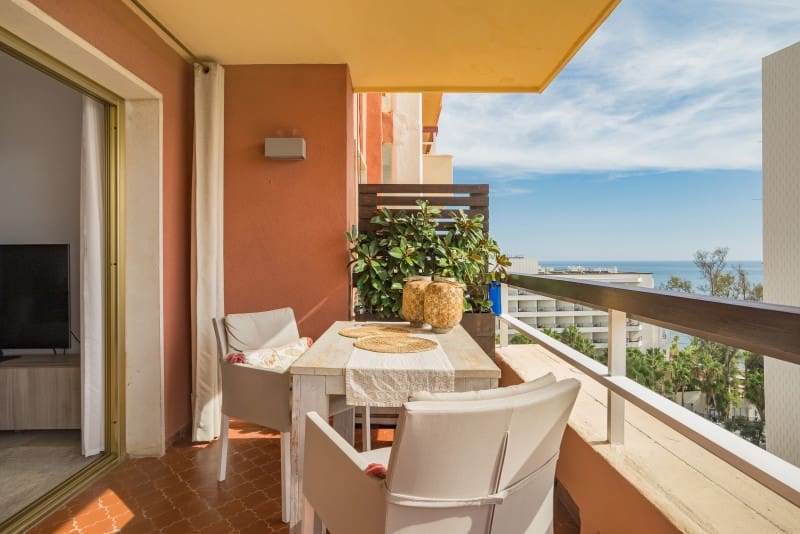 2 soveværelse Strandlejlighed til salg i Marbella - € 615.000 (Ref: 9434911)