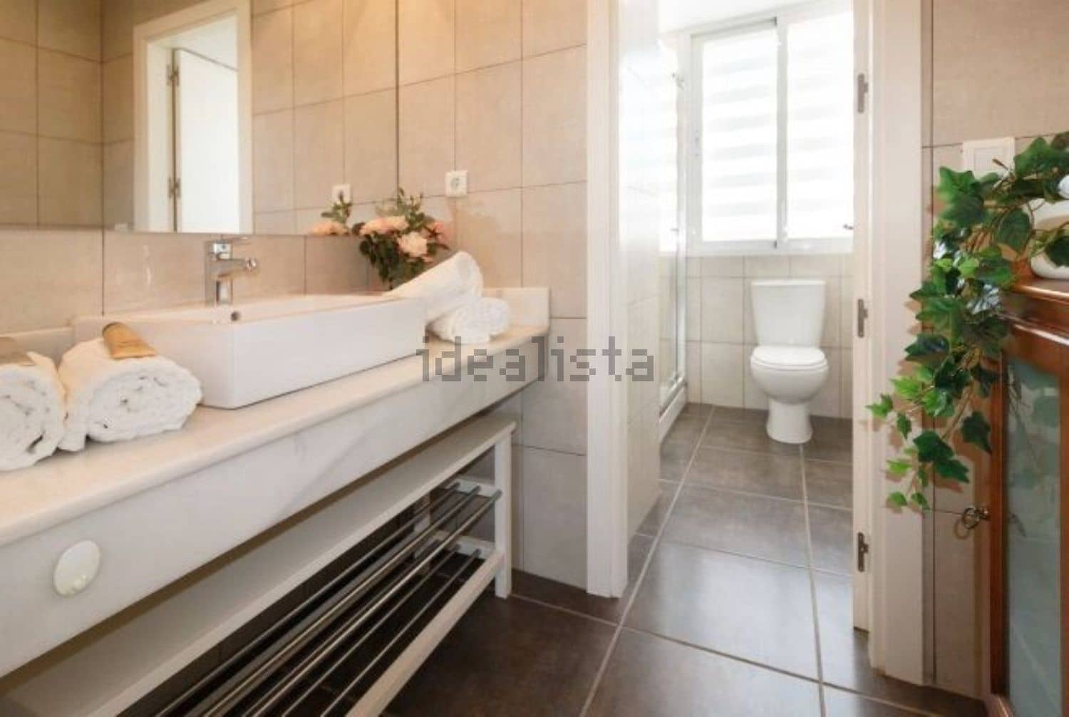 2 bedroom Beach Apartment for holiday rental in Torremolinos with garage - € 490 (Ref: 9434913)