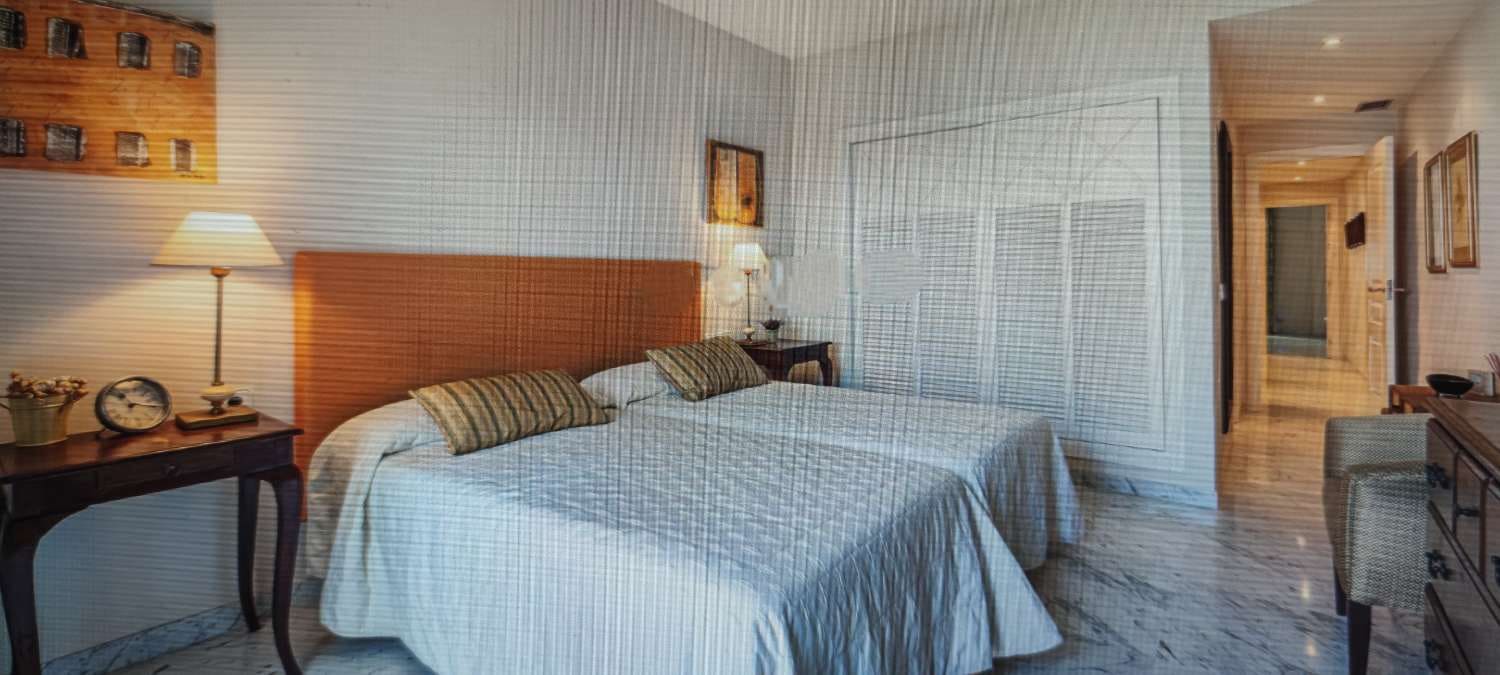 3 soverom Leilighet til salgs i Puerto Banus med svømmebasseng garasje - € 1 450 000 (Ref: 9434918)