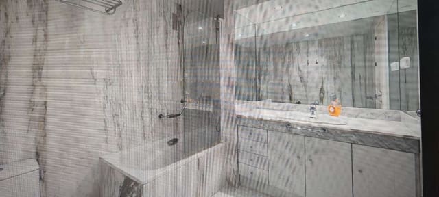 3 soverom Leilighet til salgs i Puerto Banus, Marbella med svømmebasseng garasje - € 1 450 000 (Ref: 9434918)