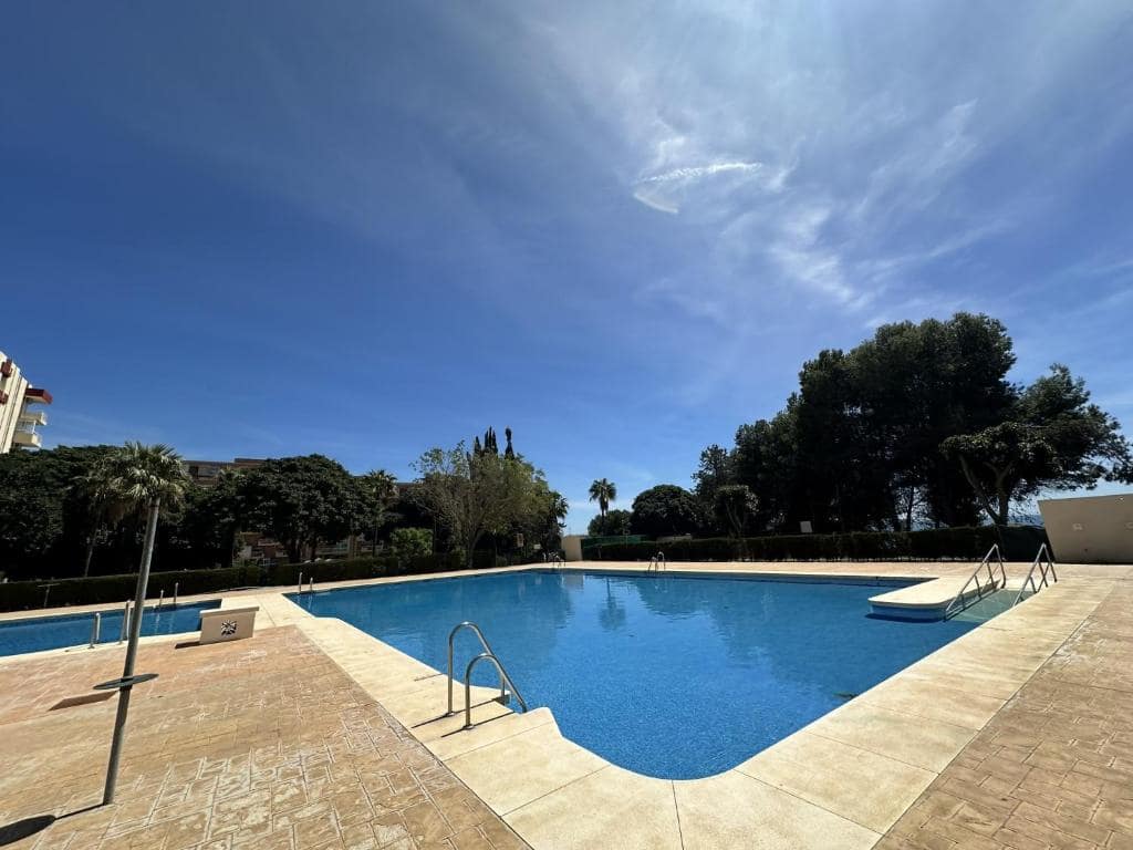 Studio til salg i Benalmadena med swimmingpool - € 169.950 (Ref: 9436819)