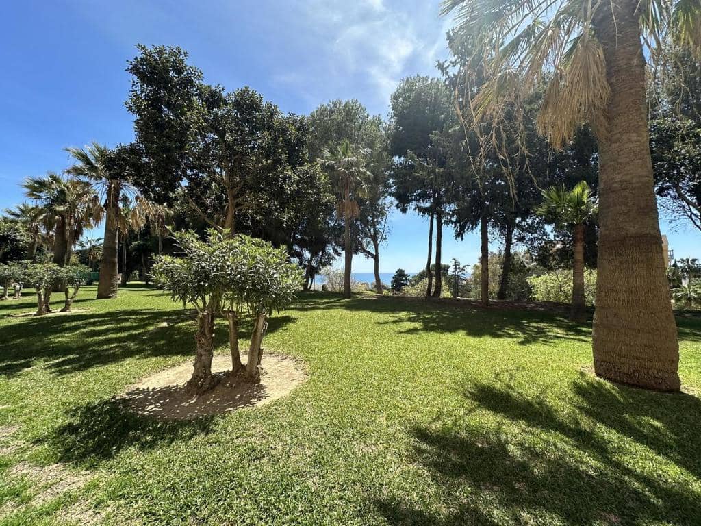 Studio til salg i Benalmadena med swimmingpool - € 169.950 (Ref: 9436819)