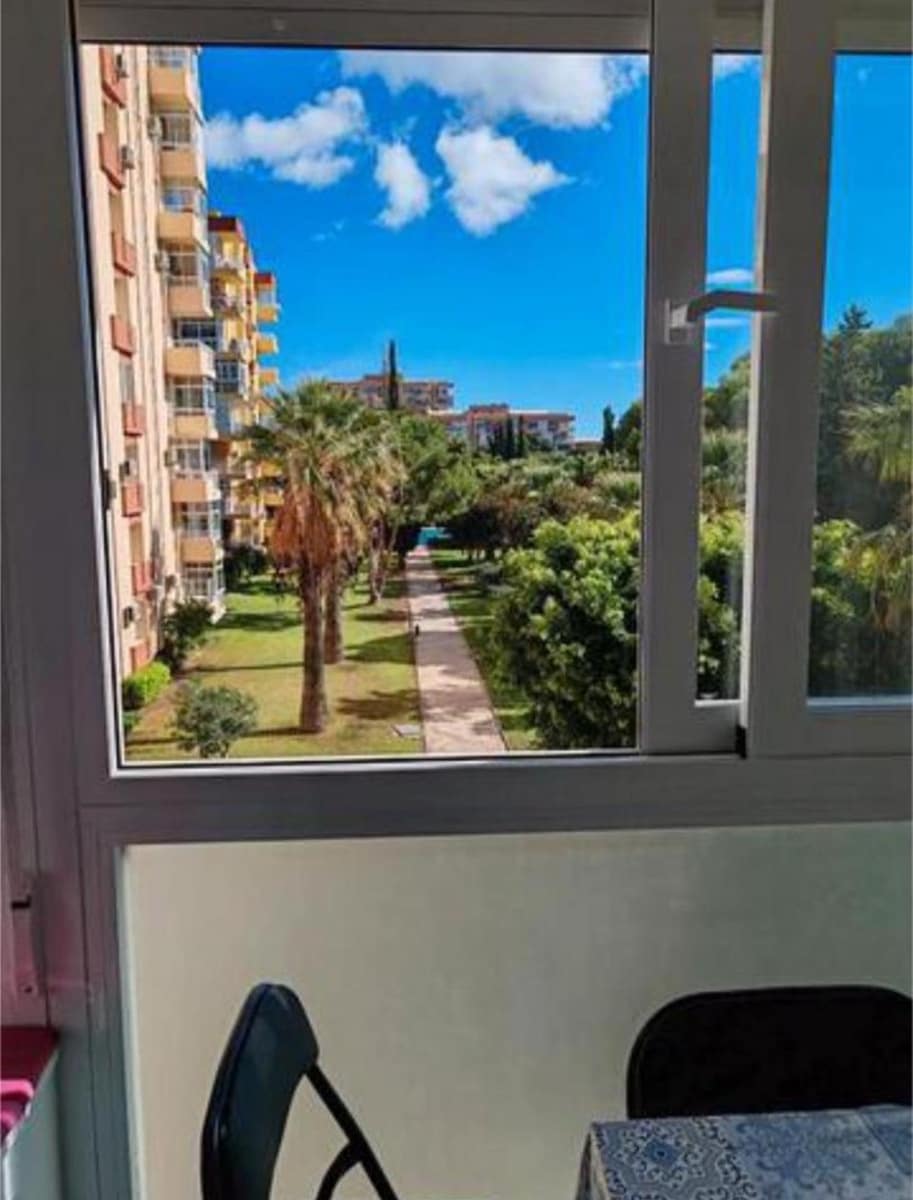 Studio til salg i Benalmadena med swimmingpool - € 169.950 (Ref: 9436819)