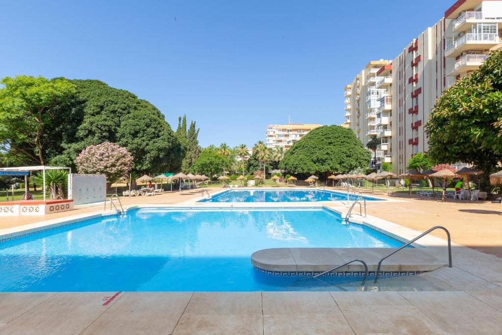 Studio til salg i Benalmadena med swimmingpool - € 169.950 (Ref: 9436819)