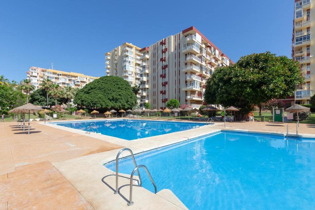 Studio til salg i Benalmadena med swimmingpool - € 169.950 (Ref: 9436819)