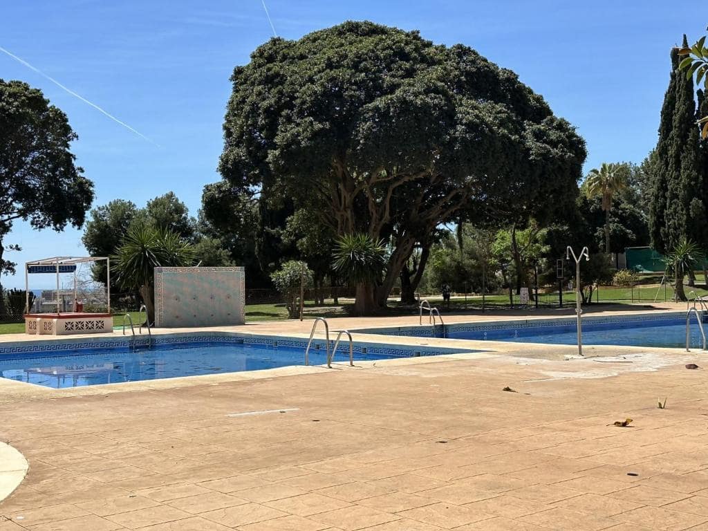 Studio til salg i Benalmadena med swimmingpool - € 169.950 (Ref: 9436819)