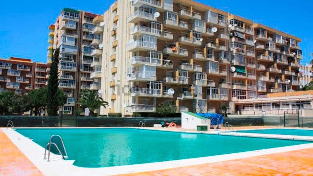 Studio til salg i Benalmadena med swimmingpool - € 169.950 (Ref: 9436819)