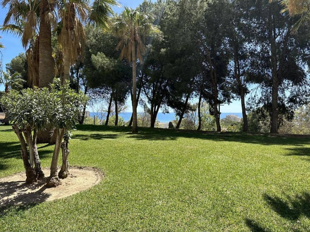 Studio til salg i Benalmadena med swimmingpool - € 169.950 (Ref: 9436819)