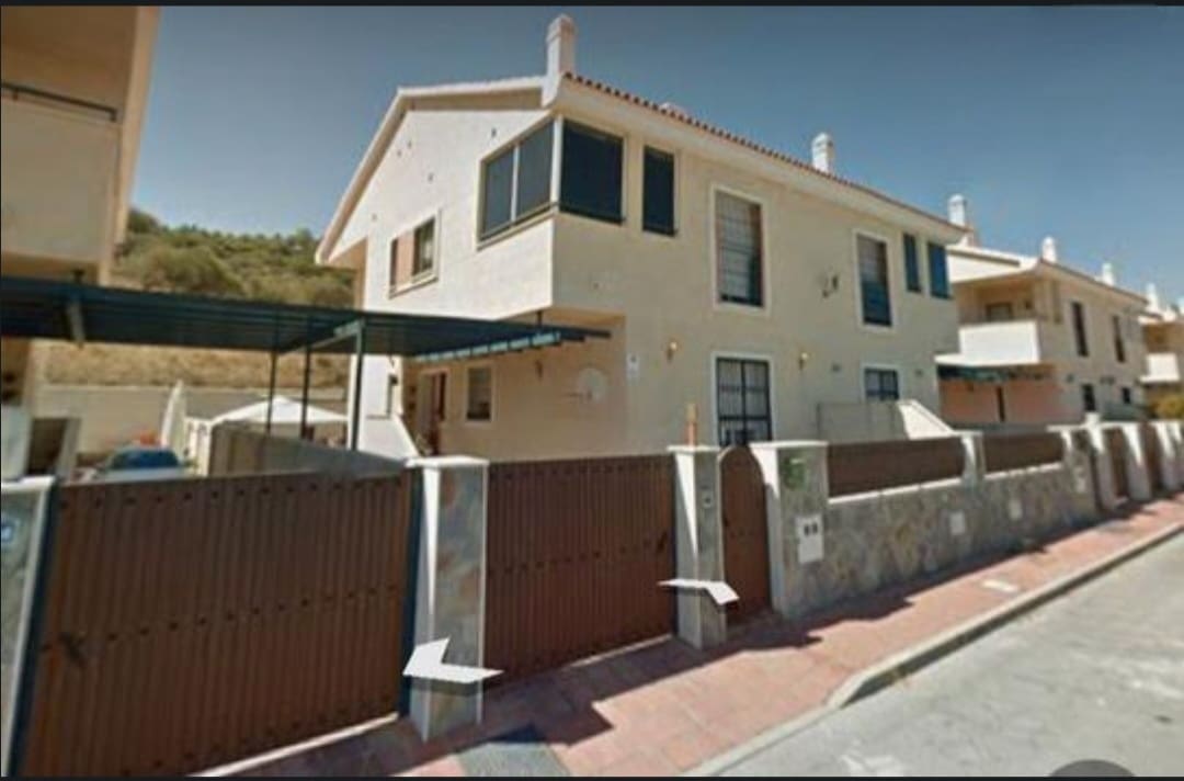 4 Zimmer Doppelhaus zu verkaufen in Alhaurin de la Torre mit Pool - 514.000 € (Ref: 9436820)