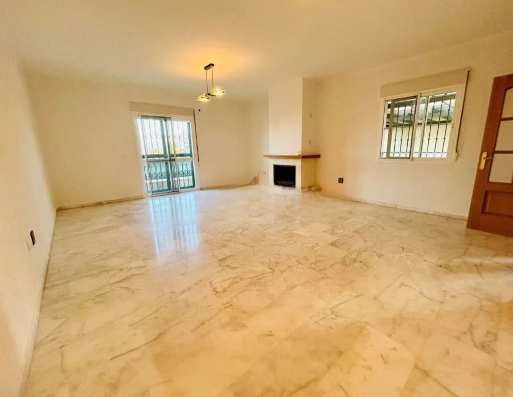 4 Zimmer Doppelhaus zu verkaufen in Alhaurin de la Torre mit Pool - 514.000 € (Ref: 9436820)