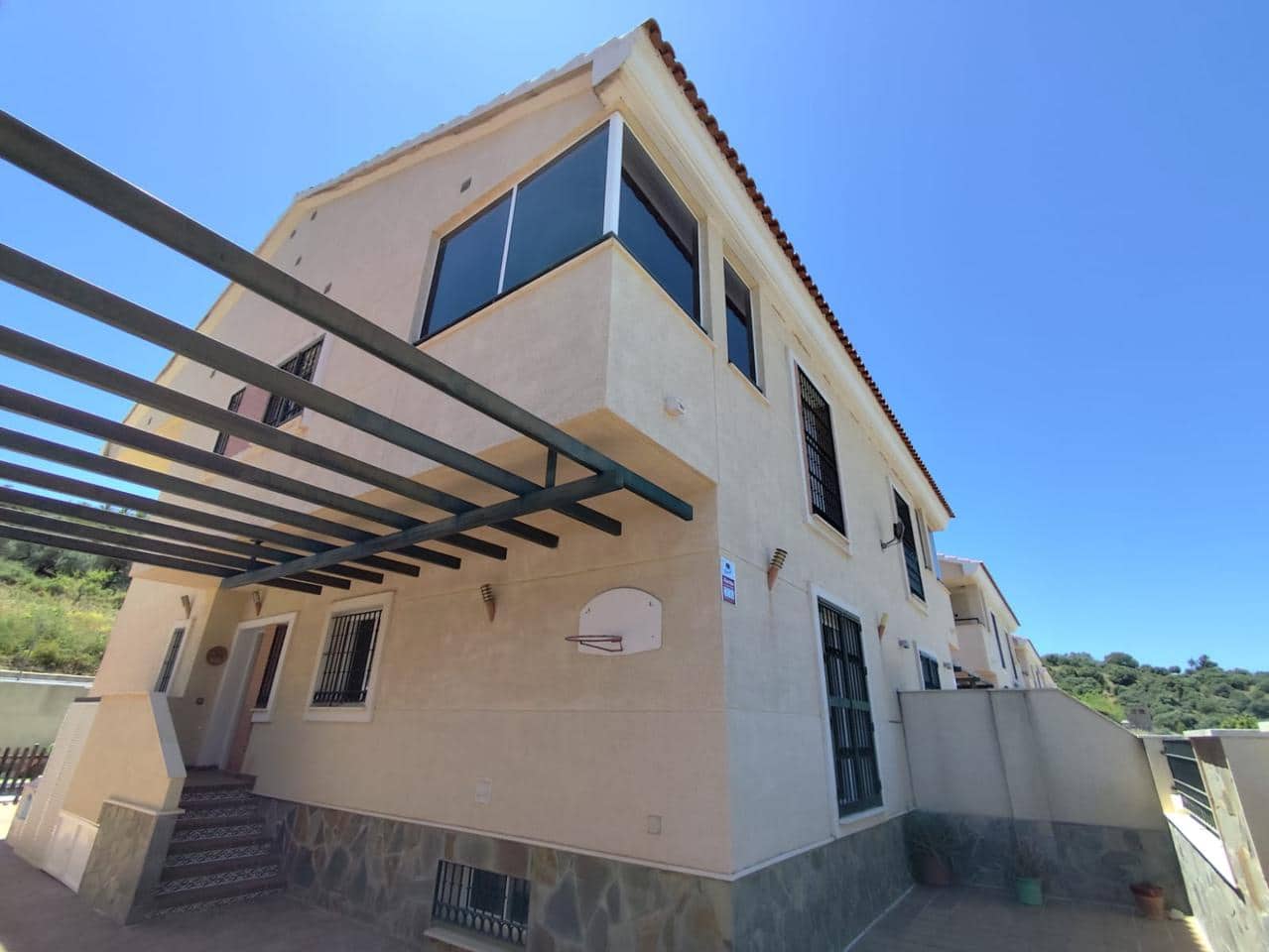 4 Zimmer Doppelhaus zu verkaufen in Alhaurin de la Torre mit Pool - 514.000 € (Ref: 9436820)