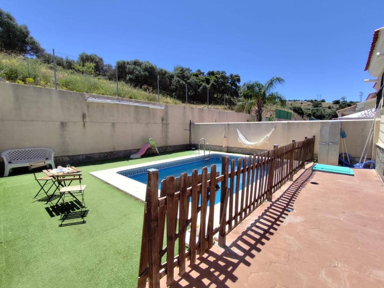 4 Zimmer Doppelhaus zu verkaufen in Alhaurin de la Torre mit Pool - 514.000 € (Ref: 9436820)