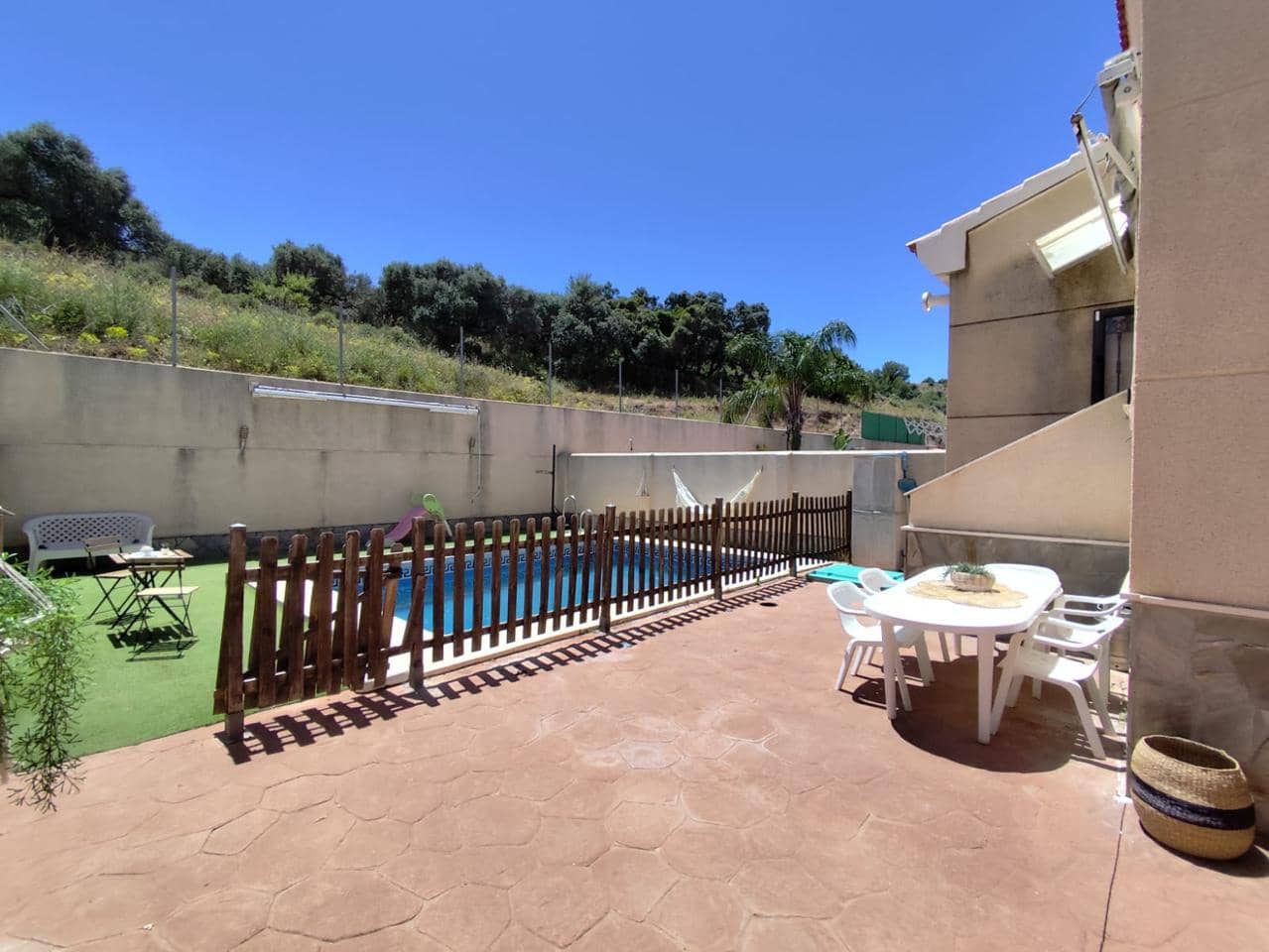 4 Zimmer Doppelhaus zu verkaufen in Alhaurin de la Torre mit Pool - 514.000 € (Ref: 9436820)