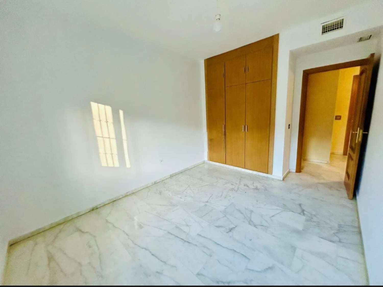 4 Zimmer Doppelhaus zu verkaufen in Alhaurin de la Torre mit Pool - 514.000 € (Ref: 9436820)