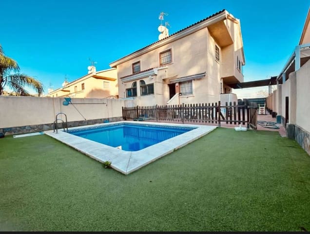 4 Zimmer Doppelhaus zu verkaufen in Alhaurín de la Torre mit Pool - 514.000 € (Ref: 9436820)