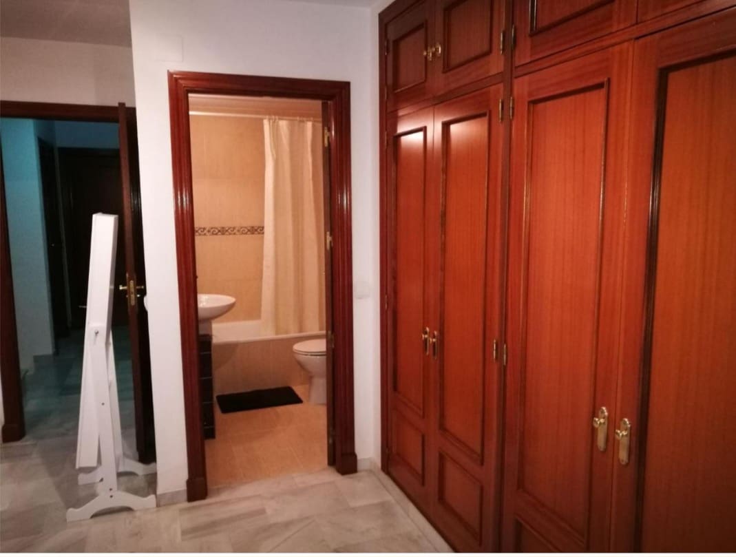 4 bedroom Flat for sale in Cartama with garage - € 381,100 (Ref: 9436821)