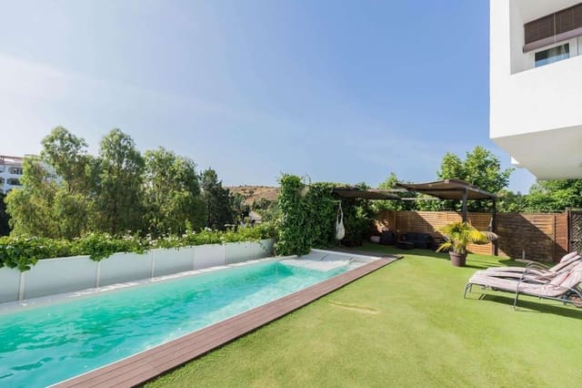 6 Zimmer Villa zu verkaufen in Mijas mit Pool Garage - 873.000 € (Ref: 9436822)
