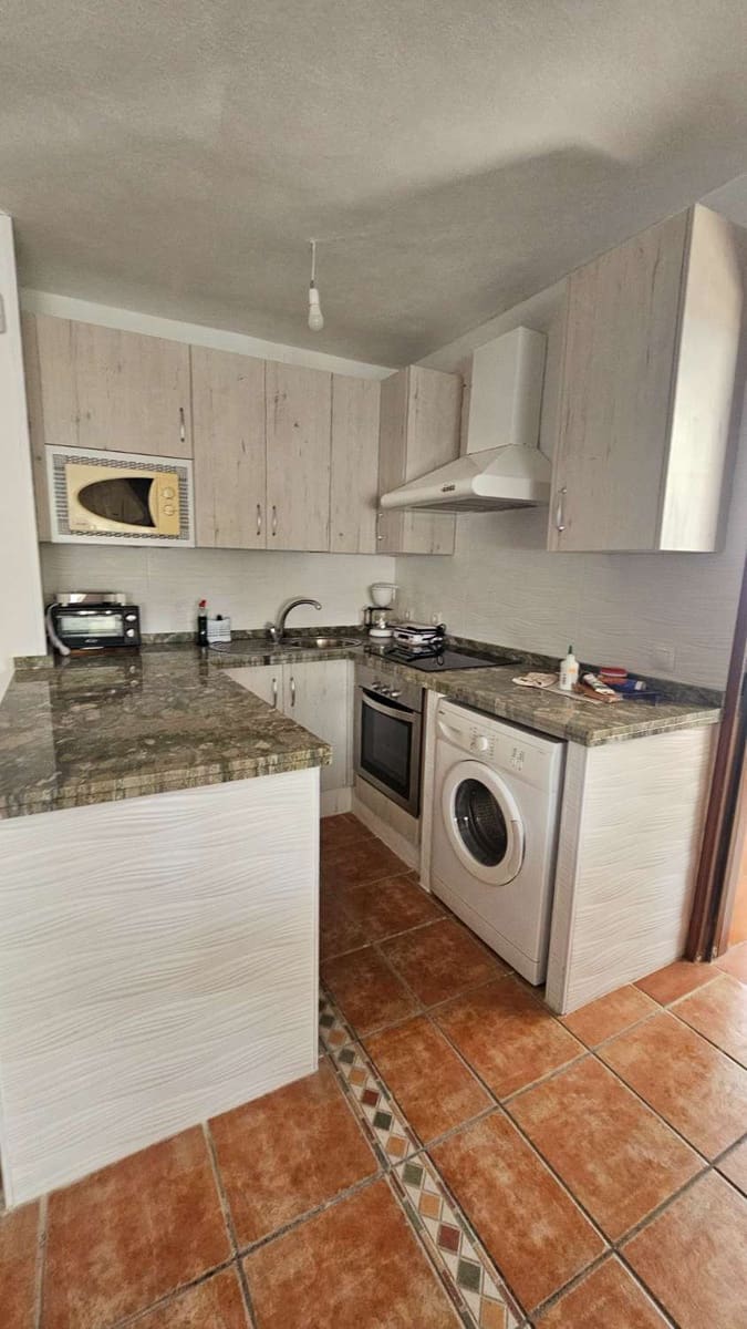 1 bedroom Beach Apartment for holiday rental in Torremolinos - € 350 (Ref: 9436823)